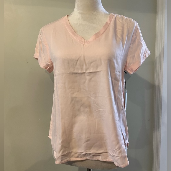 NWT Bellah Dahl V-Neck T-Shirt Size XS - Picture 3 of 11